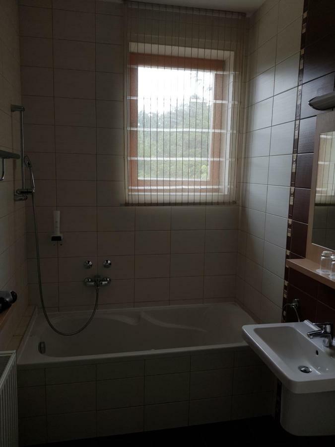 Victoria Garden Hotel Es Etterem Nyíregyháza Eksteriør billede